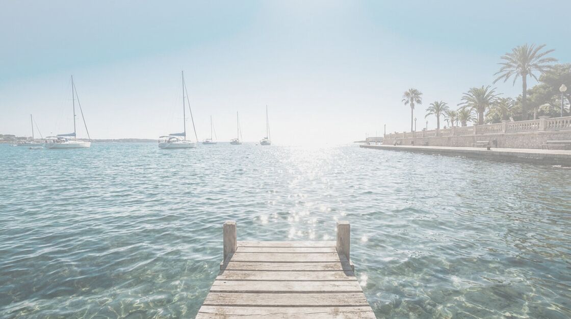 Bord de mer ébloui, voile blanc d'éblouissement